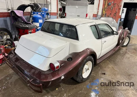 1984 Mercury Cougar z USA, uszkodzony, nr VIN 1MEBP92F2EH699360